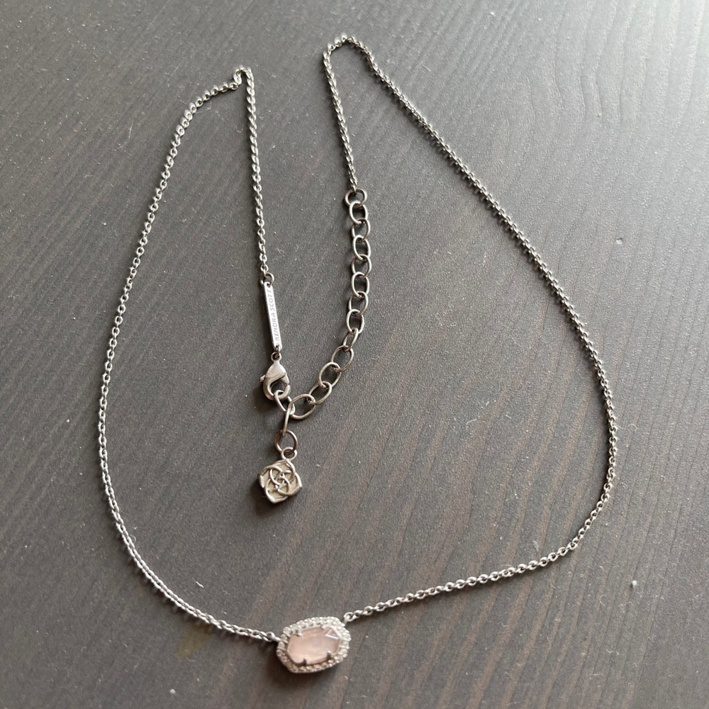 Kendra Scott Rose Quartz necklace